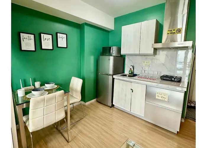 400mbps! 3beds 1217 Azure Urban Mall Resto * Manila